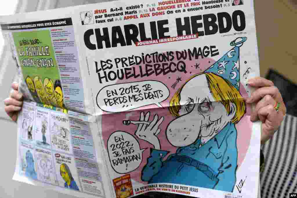 Số mới nhất của tờ báo trào phúng Charlie Hebdo của Pháp.