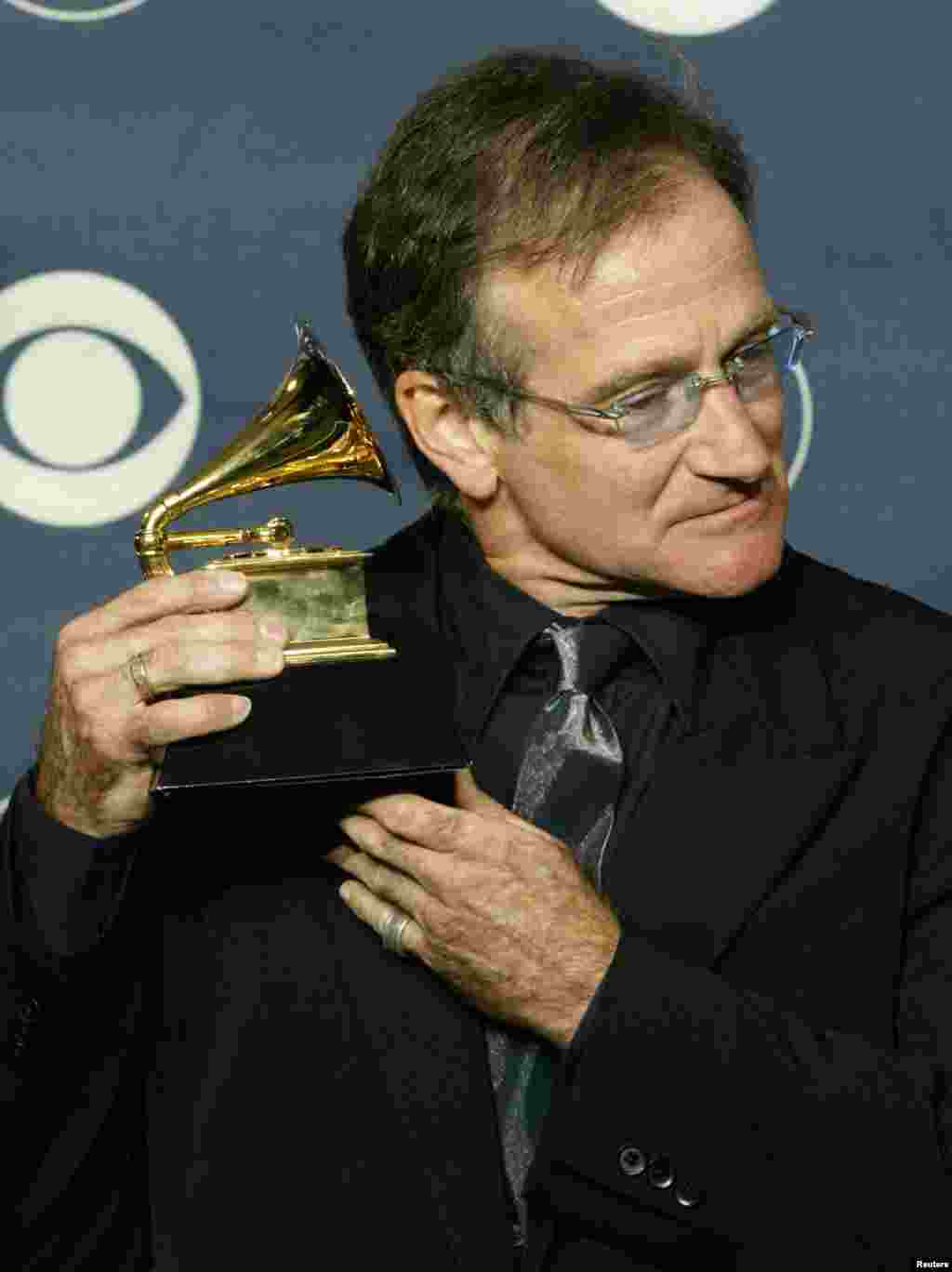 Diễn viên hài Robin Williams&nbsp;tại lễ trao giải Grammy thường niên lần thứ 45 tại Madison Square Garden ở New York, ngày 23 tháng 2, 2003.