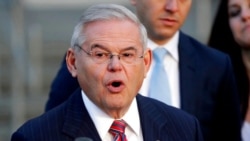 Senatè Bob Menendez, (D-N.J.). (Foto Achiv).